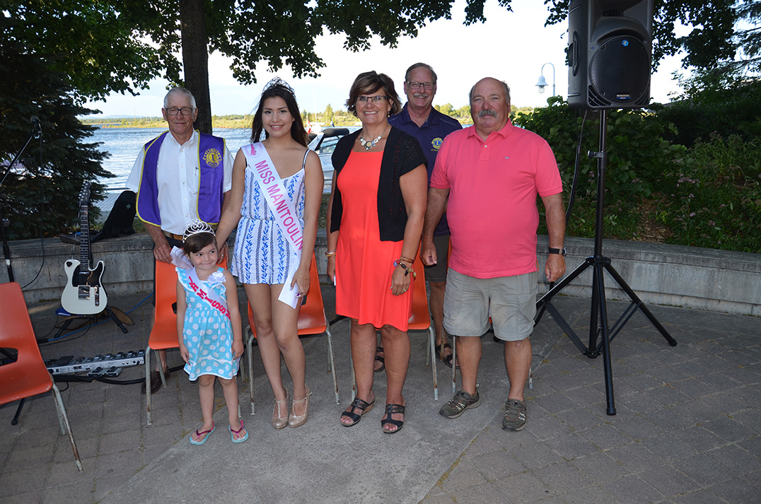 Federal Liberal candidate Heather Wilson, third from left, gave her well wishes during the opening ceremonies of Haweater Weekend Friday evening.