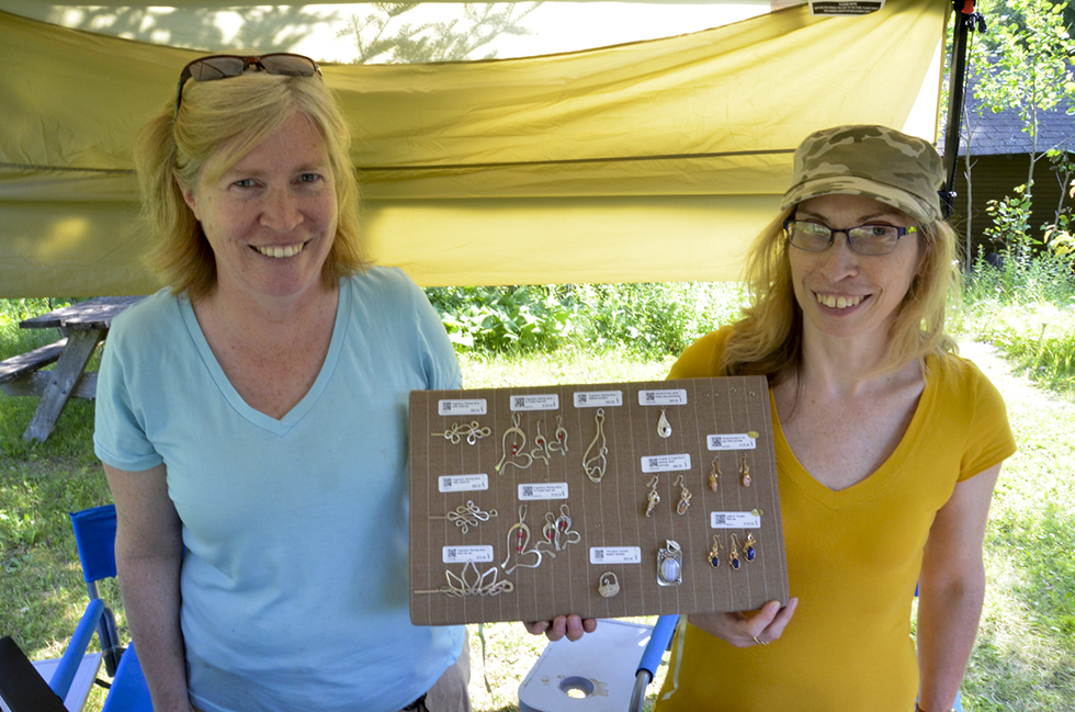 Jewellery artist Gwen Goulet had some great assistance from her sister Ruth Reed at her booth in the festival.