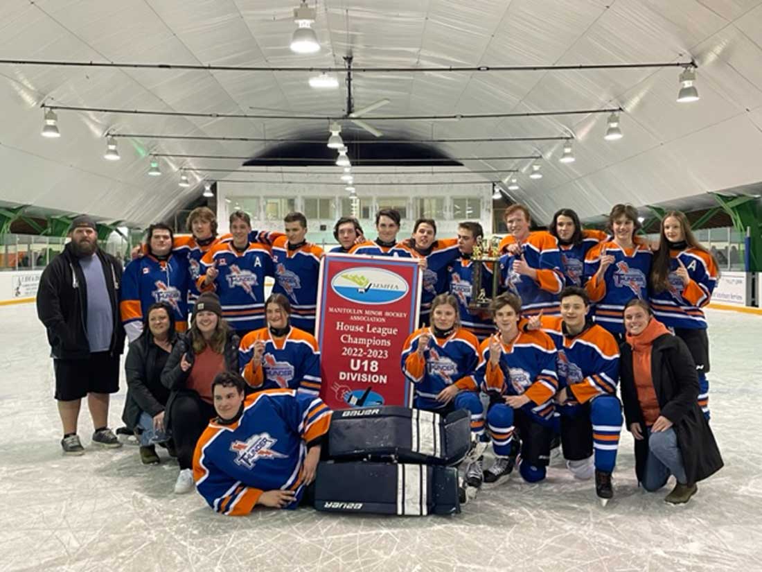 The Mindemoya Thunder took the A division championship in the Manitoulin Minor Hockey Association playoffs. 