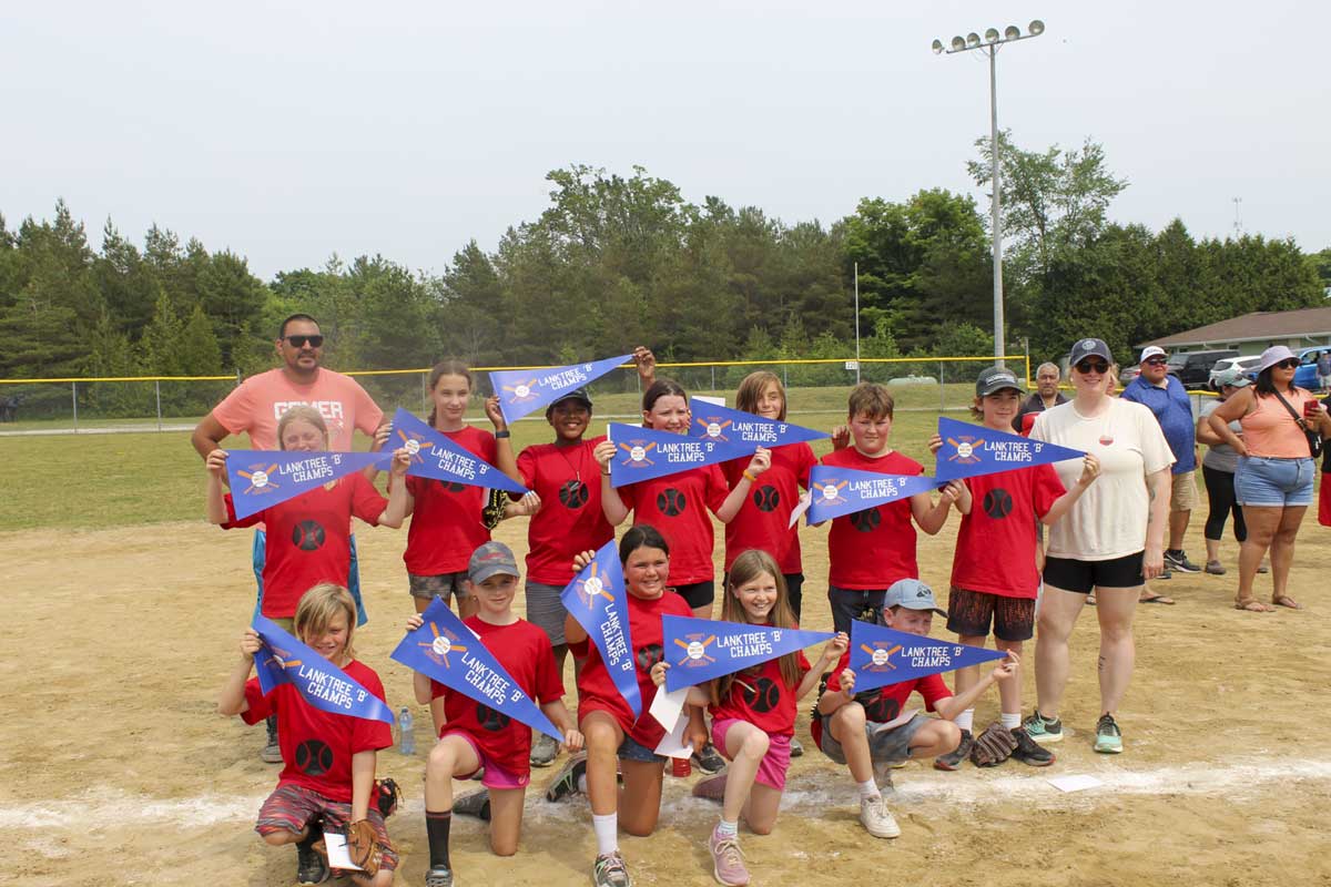 The Lanktree B division (age 11-12) saw Bat Attitudes defeating The Odd Squad in the final.